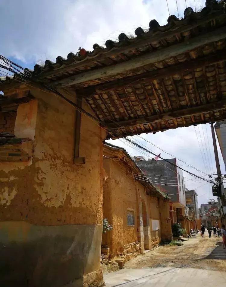 昆明海晏村：滇池畔的时光宝藏，从历史走向未来